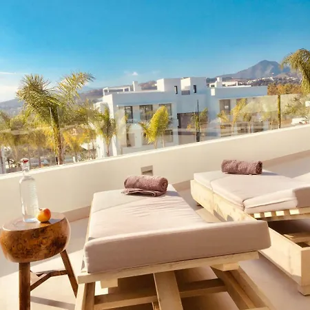 Exclusive Modern Duplex With Amazing Views Close To Puerto Banus Apartment *