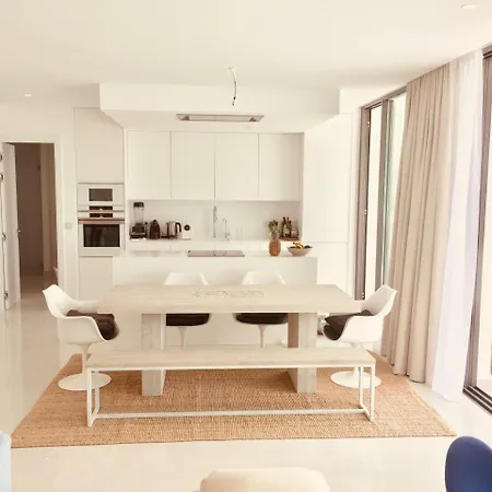 Exclusive Modern Duplex With Amazing Views Close To Puerto Banus
